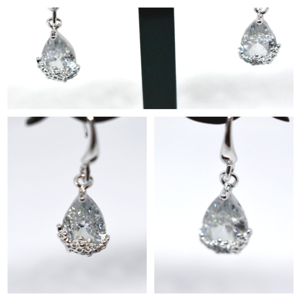 NWOT Crystal earrings
